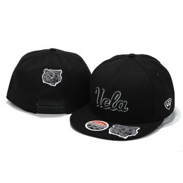 NCAA Black Snapback Hat YS 6